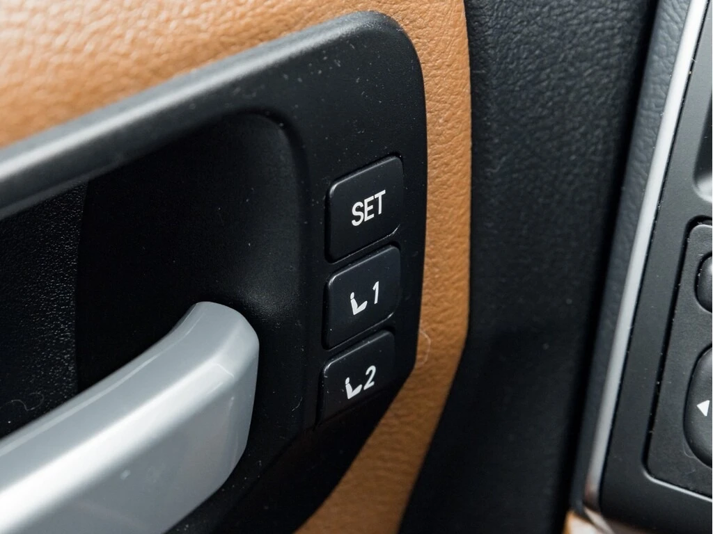 Toyota Sequoia * 4WD Platinum 5.7L*  | Mobile.bg � ����������� 14