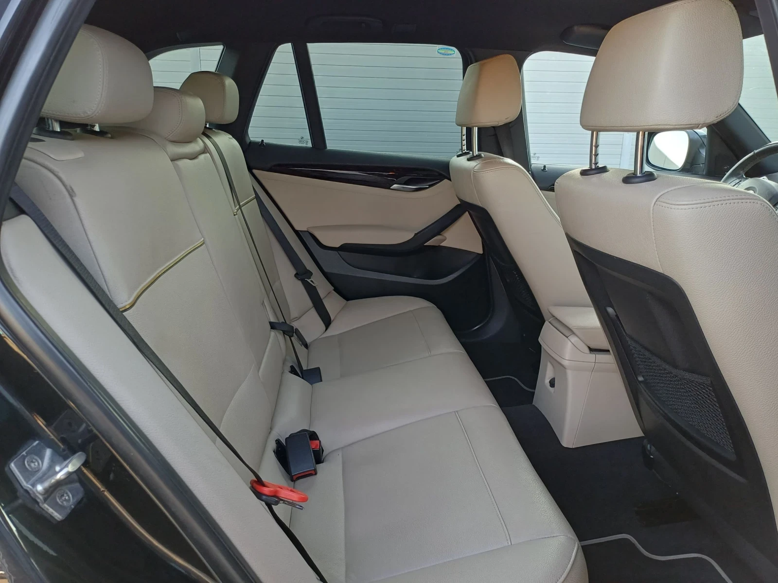 BMW X1 2.0 X-drive, снимка 12 - Автомобили и джипове - 53737723