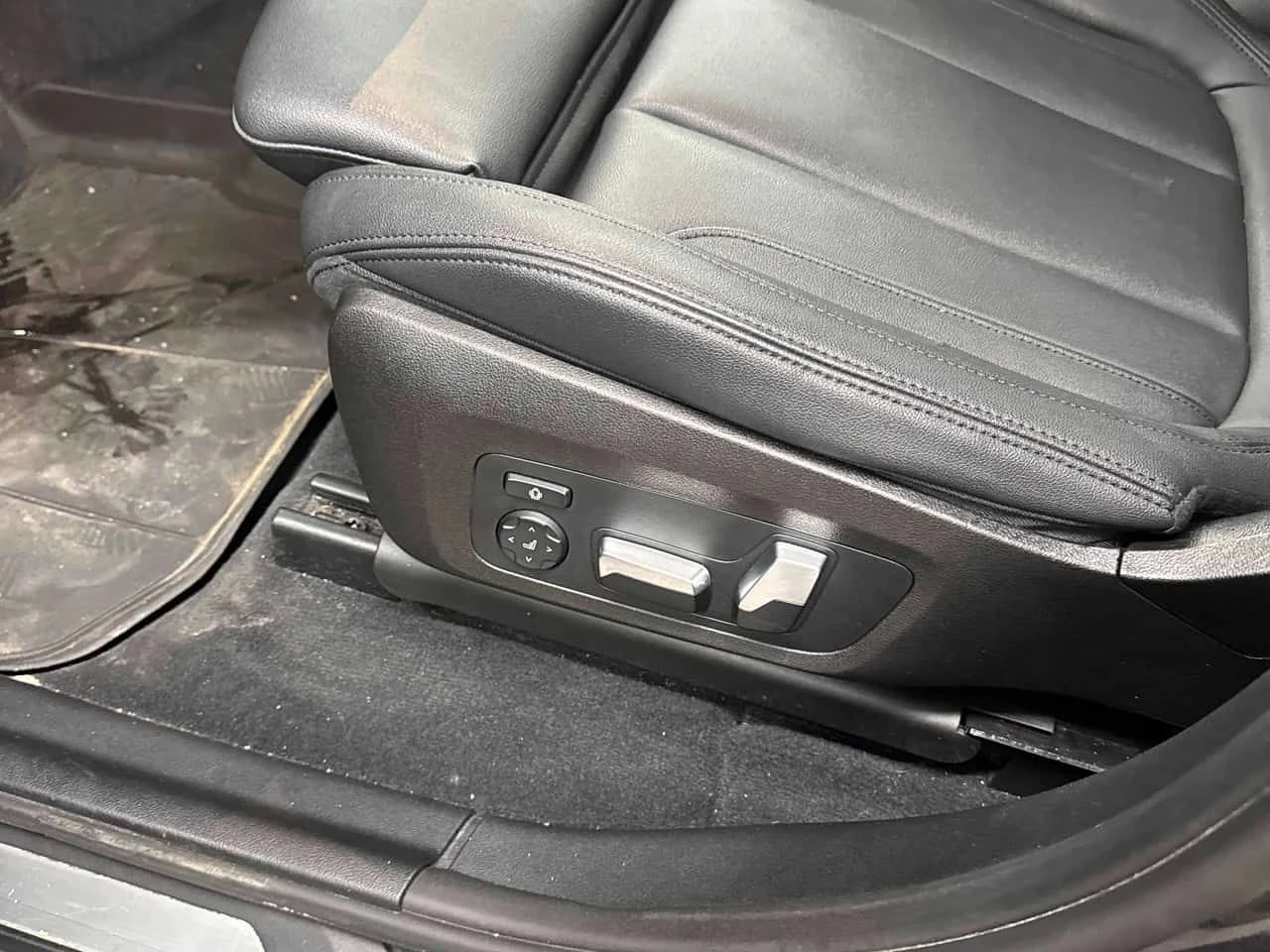 BMW X3 * xDrive30i * ШИБИДАХ * ПОДГРЕВИ * KEYLESS * CARFA, снимка 13 - Автомобили и джипове - 54108467