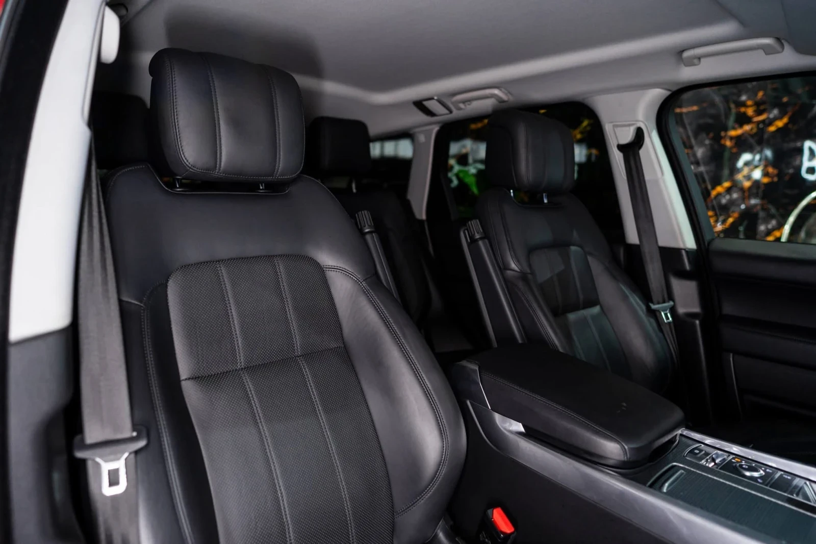 Land Rover Range Rover Sport 3.0D MEGA FULL HUD 360 MERIDIAN ЛИЗИНГ 100%, снимка 14 - Автомобили и джипове - 54386366