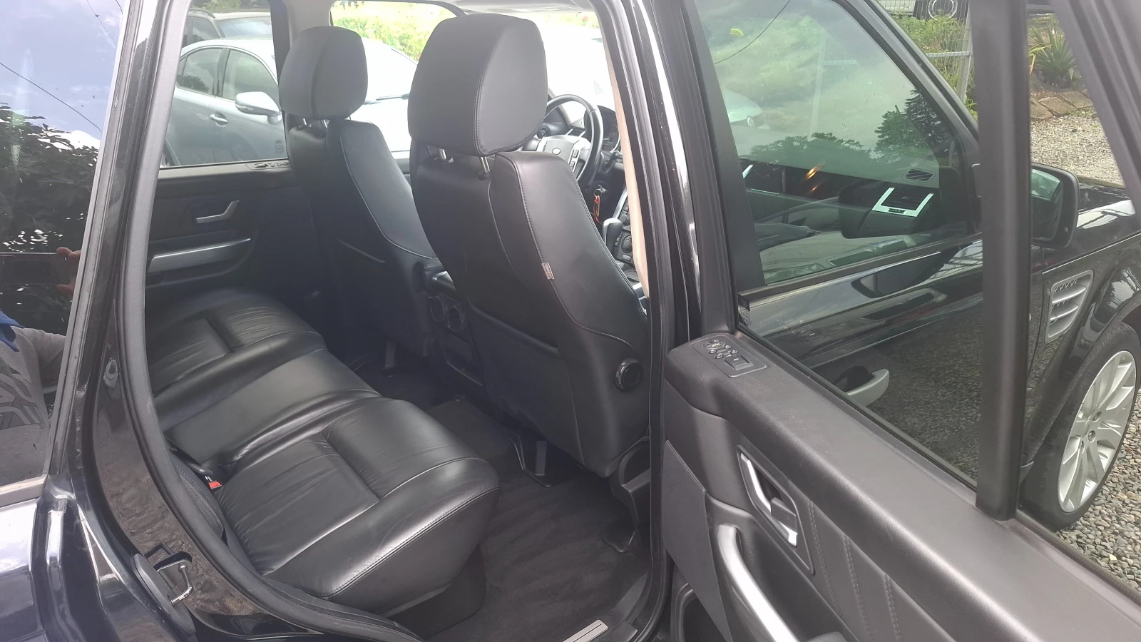 Land Rover Range Rover Sport 3.6HSE-V8/4Х4, снимка 13 - Автомобили и джипове - 55405410
