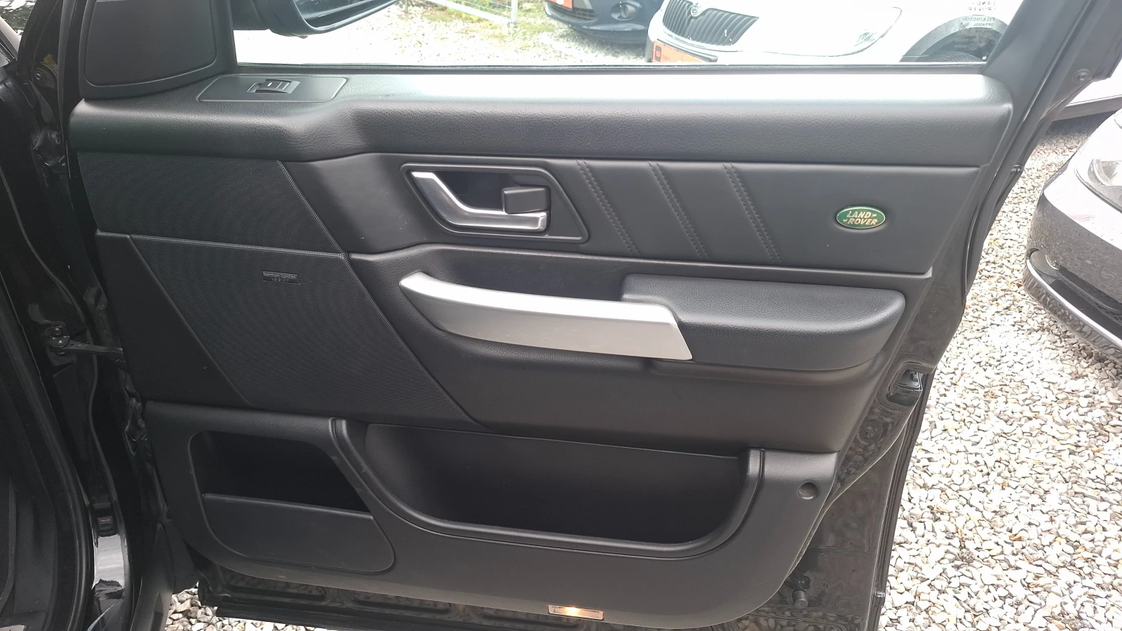 Land Rover Range Rover Sport 3.6HSE-V8/4Х4, снимка 15 - Автомобили и джипове - 55405410