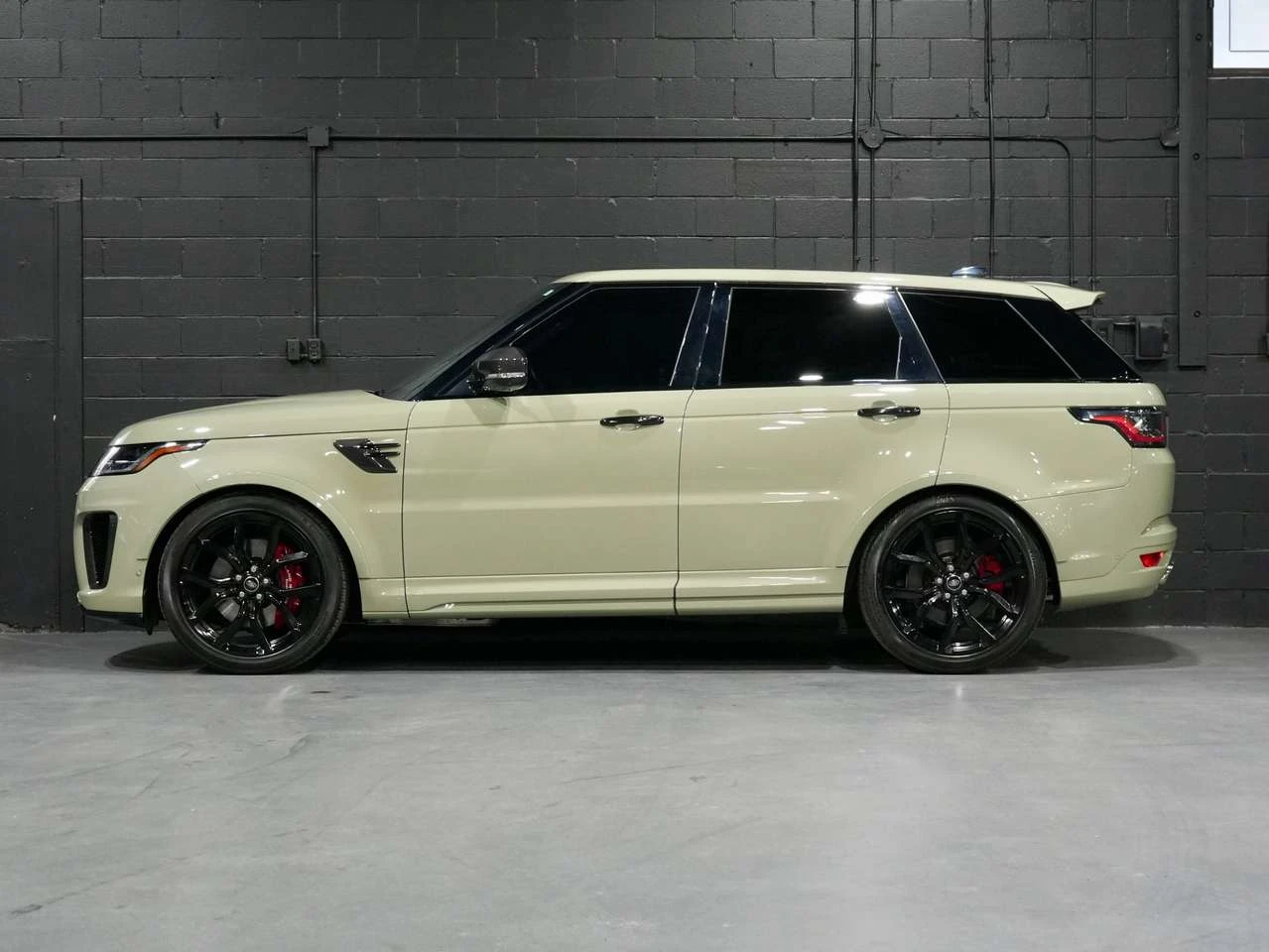 Land Rover Range Rover Sport SVR Carbon Edition| MERIDIAN| 360| PANO| DRIVER AS | Mobile.bg � ����������� 4