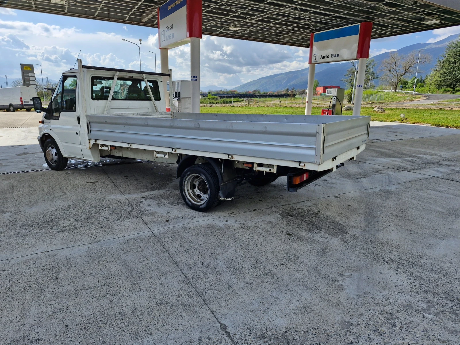 Ford Transit 2.4 115кс - изображение 6