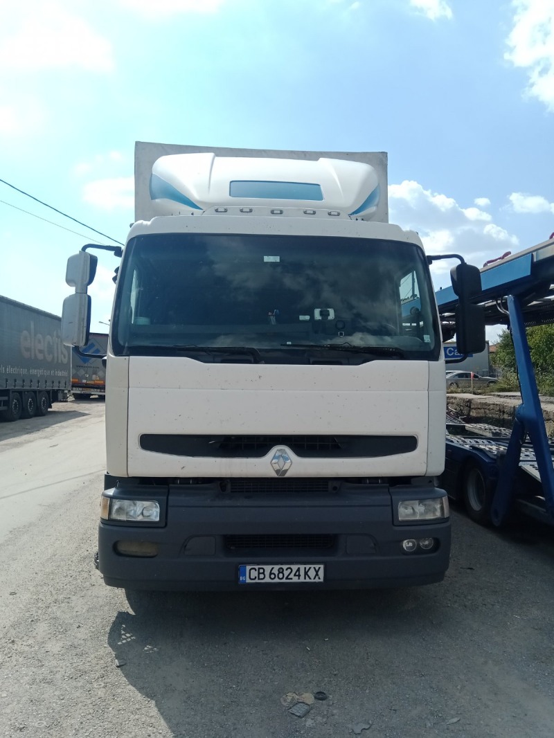 Renault Premium