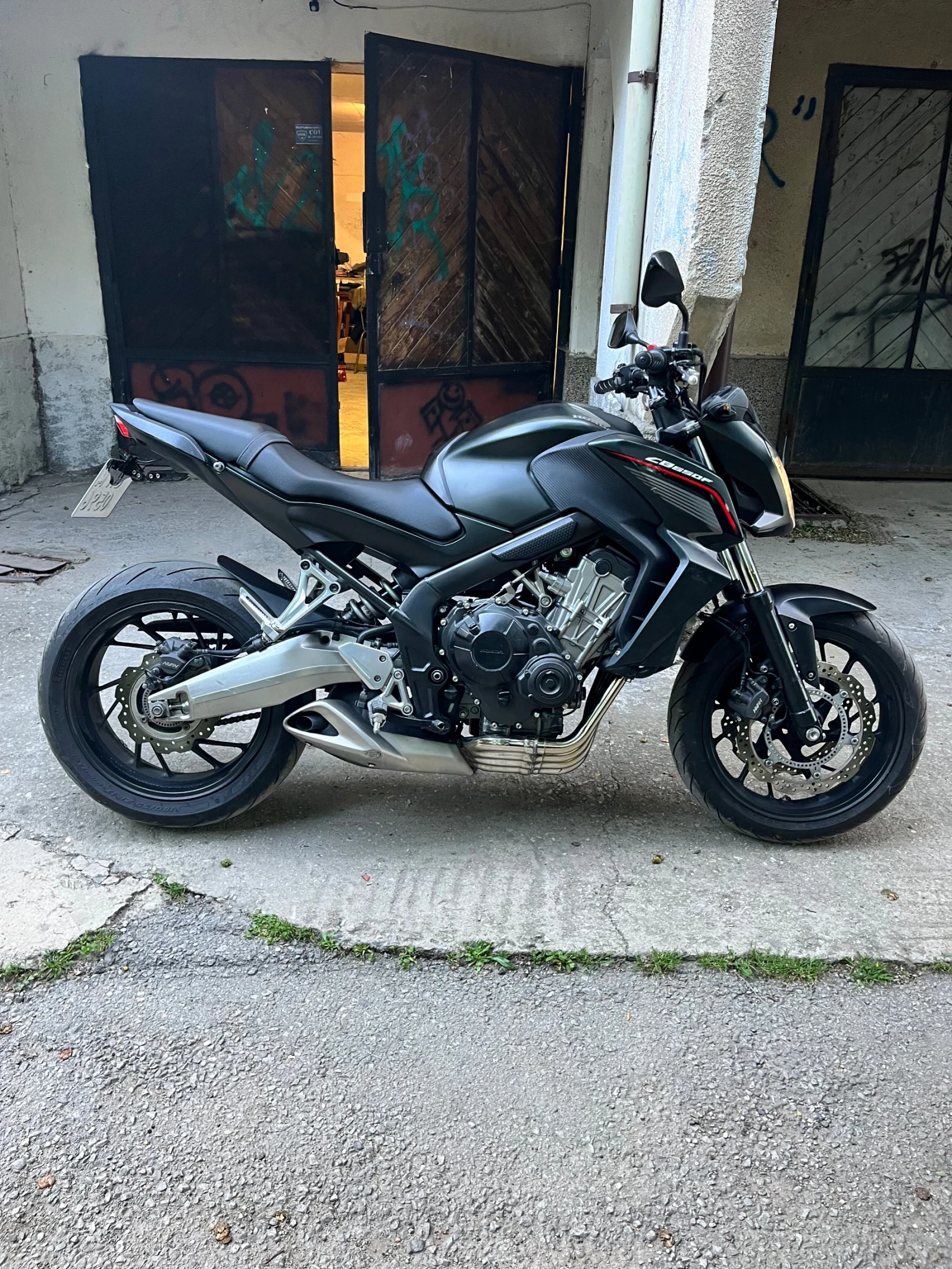 Honda Cb CB650FA - изображение 8