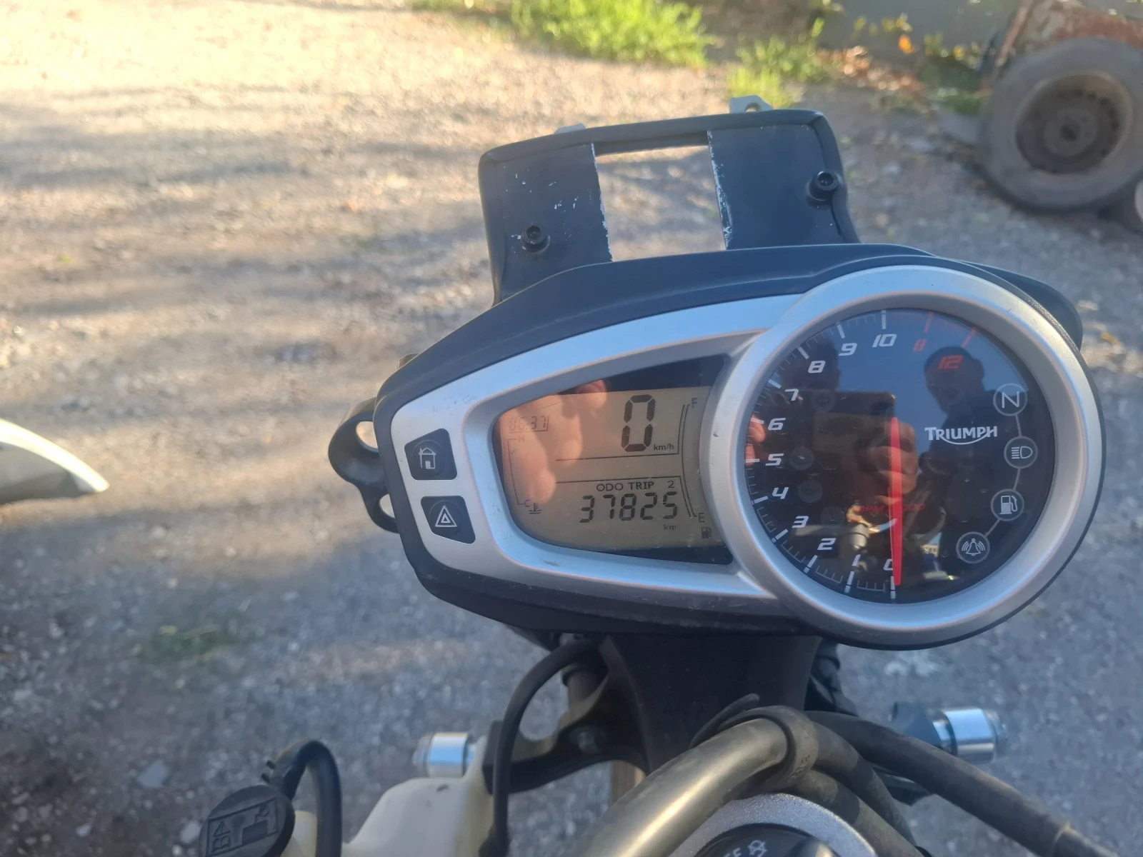 Triumph Trident | Mobile.bg � ����������� 6