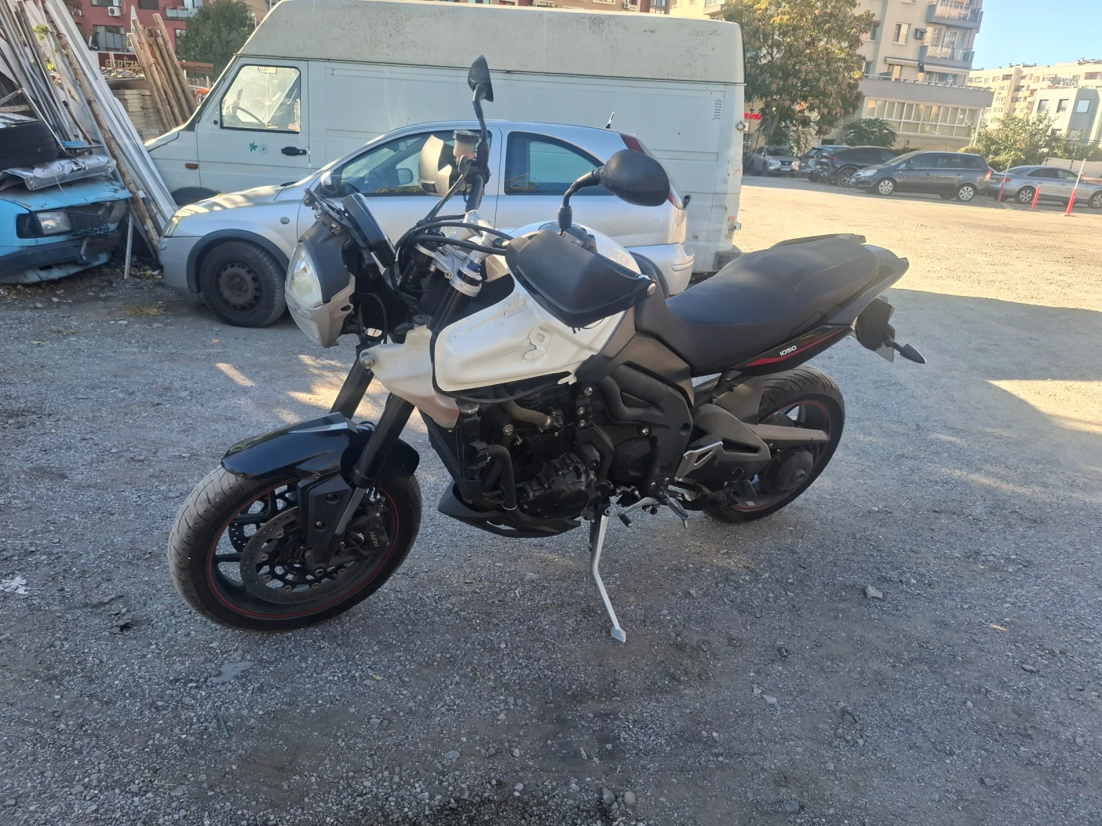 Triumph Trident | Mobile.bg � ����������� 2