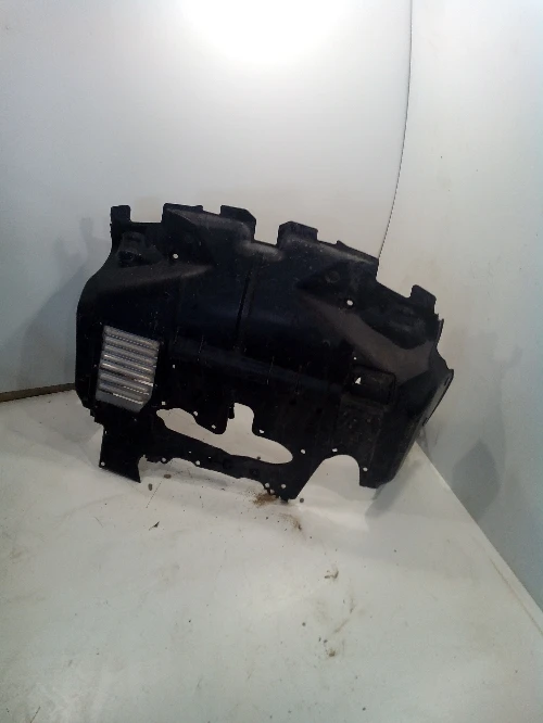 кора под мотор за Субару Аутбек 2.0 дизел