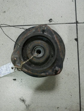 Тампон макферсон преден ляв Субару Легаси 2.5Б