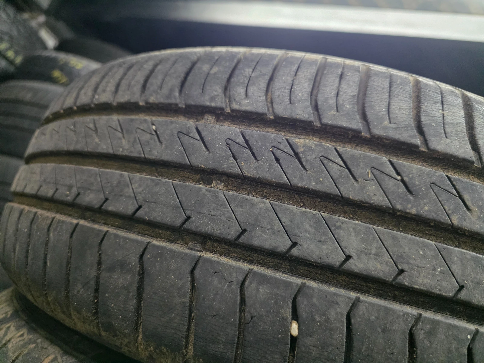 ���� 185/60R15 | Mobile.bg � ����������� 1