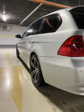 BMW 320 BMW E91 320d Нави Панорама, снимка 4