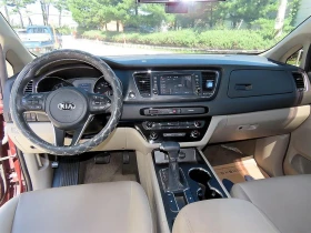 Kia Carnival КРАЙНА ЦЕНА, снимка 8