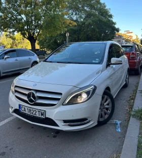 Mercedes-Benz B 180 мерц мотор, снимка 1