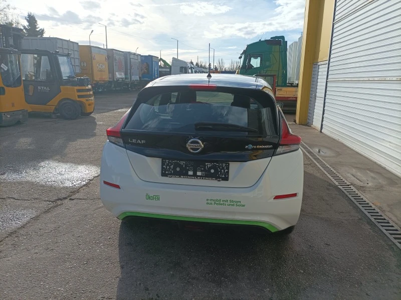 Nissan Leaf  40 kWh, снимка 6 - Автомобили и джипове - 38981398