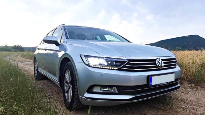 VW Passat, снимка 14 - Автомобили и джипове - 47187538