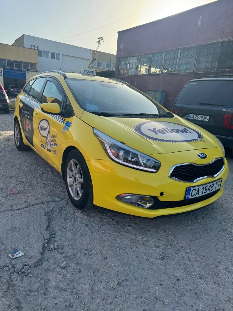 Kia Ceed TAXI, снимка 6 - Автомобили и джипове - 47845236