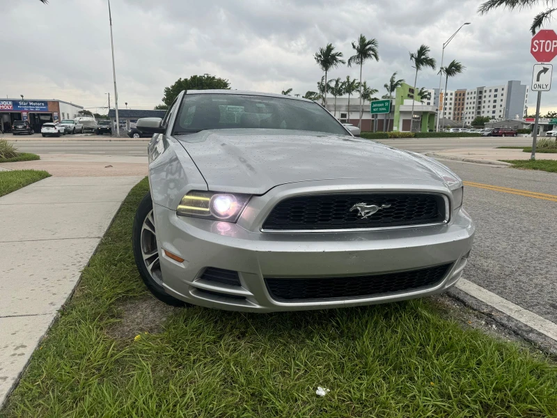 Ford Mustang 3.7 V6 перфектен за газ Shaker, снимка 1 - Автомобили и джипове - 47585233