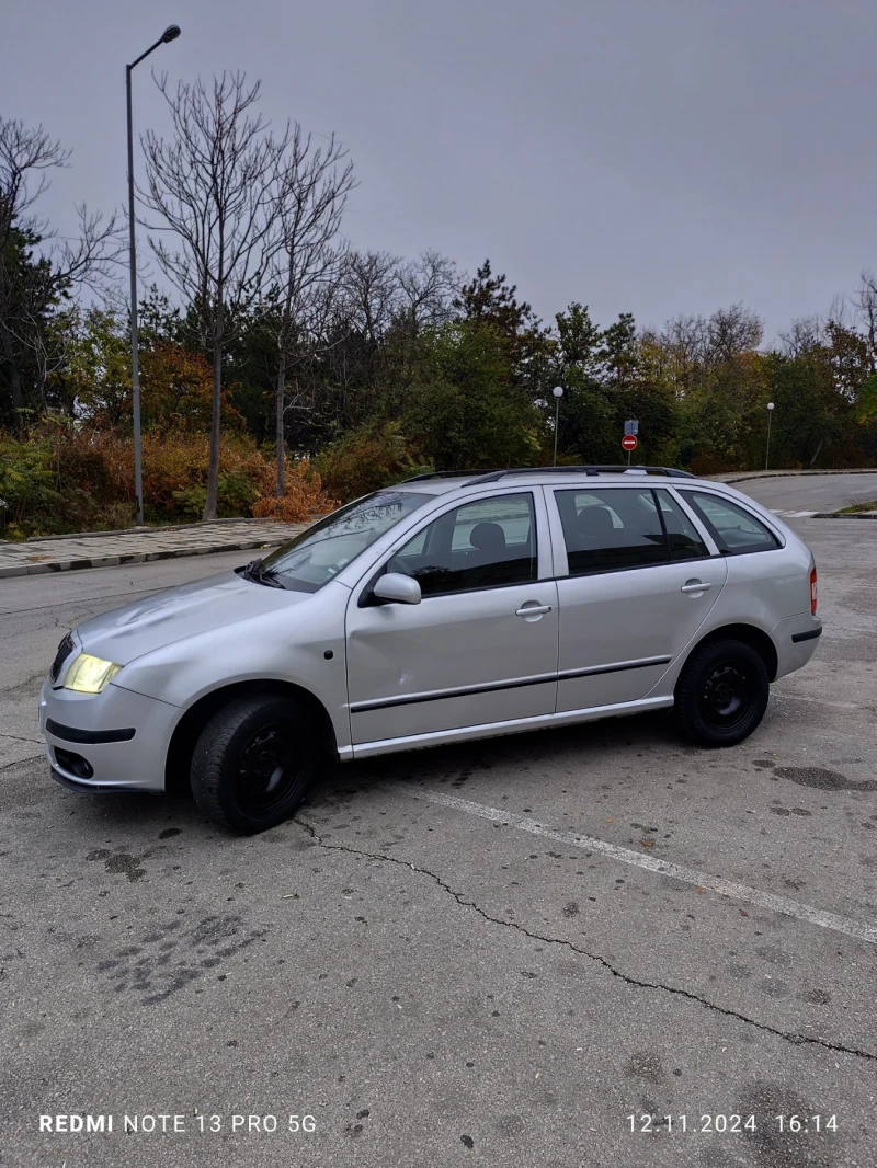 Skoda Fabia, снимка 2 - Автомобили и джипове - 47943931