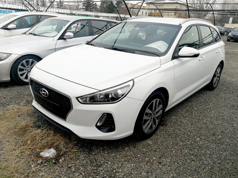 Hyundai I30 1.6CRDI-EURO 6b NAVI, снимка 1 - Автомобили и джипове - 48769424