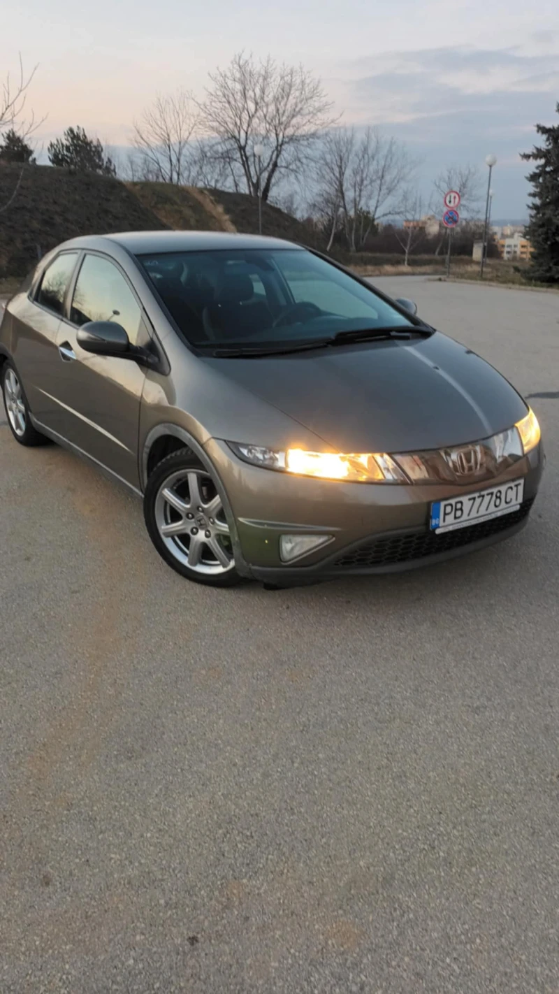 Honda Civic, снимка 1 - Автомобили и джипове - 49011360