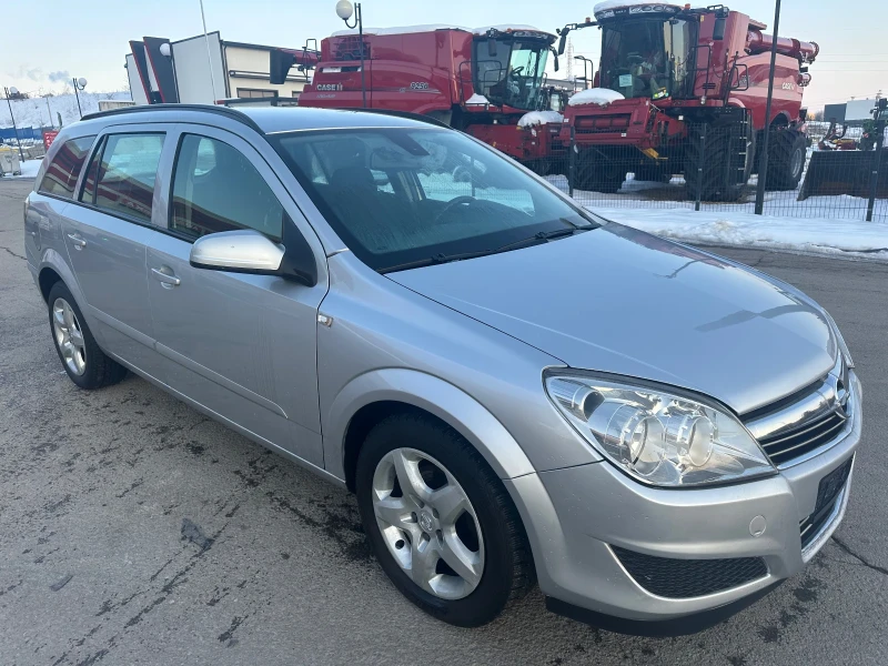 Opel Astra 1.7CDTI, снимка 2 - Автомобили и джипове - 49295530