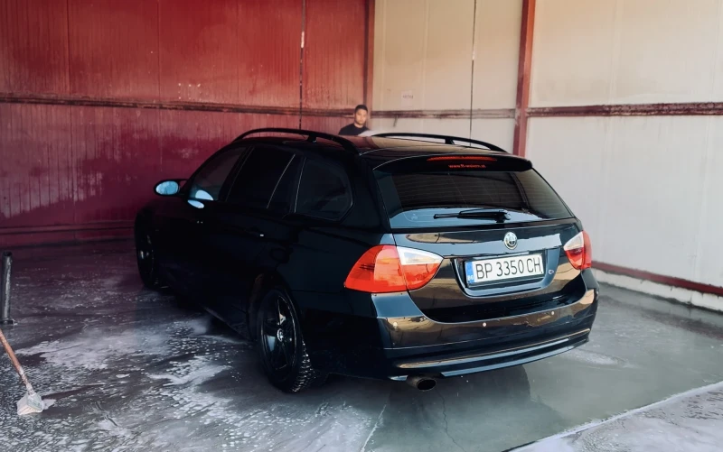 BMW 318, снимка 2 - Автомобили и джипове - 49612150