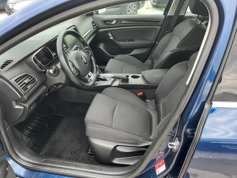 Renault Megane 1, 5 DCI АВТОМАТ, снимка 7 - Автомобили и джипове - 50492153