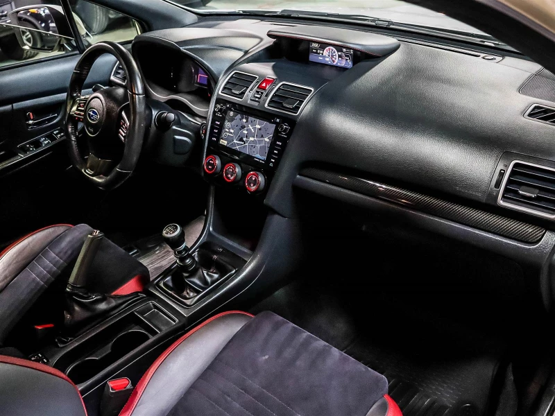 Subaru WRX Limited/Navi/Кожа/Подгрев/Recaro, снимка 14 - Автомобили и джипове - 52699480
