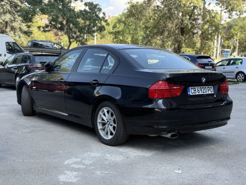 BMW 320, снимка 8 - Автомобили и джипове - 52636136