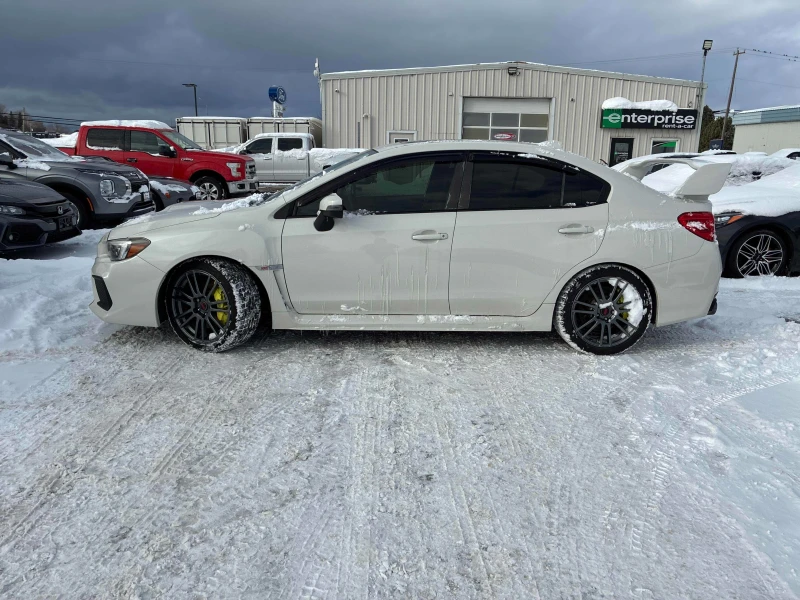 Subaru WRX * sti* CARFAX * БЕЗ ПЪРВОНАЧАЛНА ВНОСКА, снимка 3 - Автомобили и джипове - 52813292