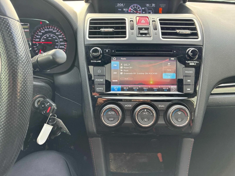 Subaru WRX * sti* CARFAX * БЕЗ ПЪРВОНАЧАЛНА ВНОСКА, снимка 8 - Автомобили и джипове - 52813292