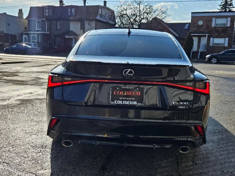 Lexus IS 300  * CARFAX * БЕЗ ПЪРВОНАЧАЛНА ВНОСКА, снимка 4 - Автомобили и джипове - 53079479