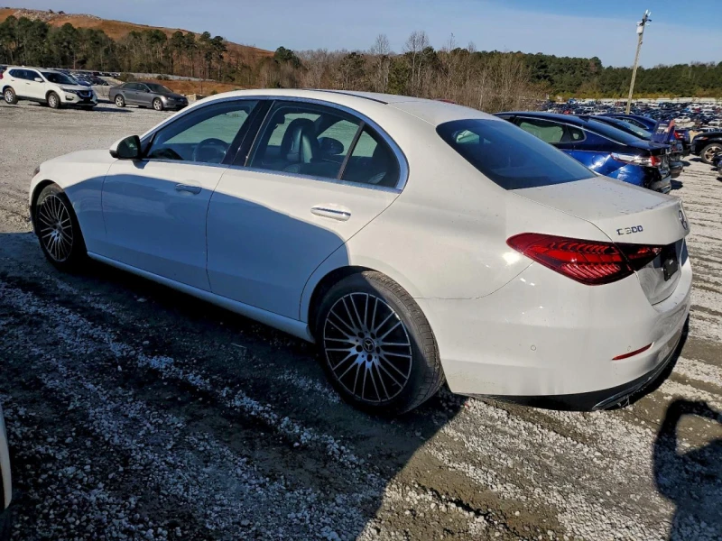 Mercedes-Benz C 300 4MATIC PANO MEMORY DISTRONIC AMBIENT CARPLAY, снимка 2 - Автомобили и джипове - 53091494