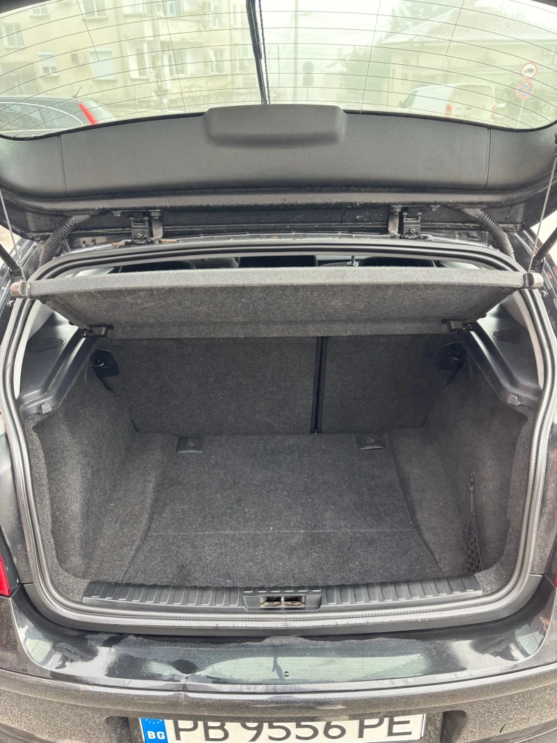 BMW 118 2.0d, снимка 10 - Автомобили и джипове - 53201607