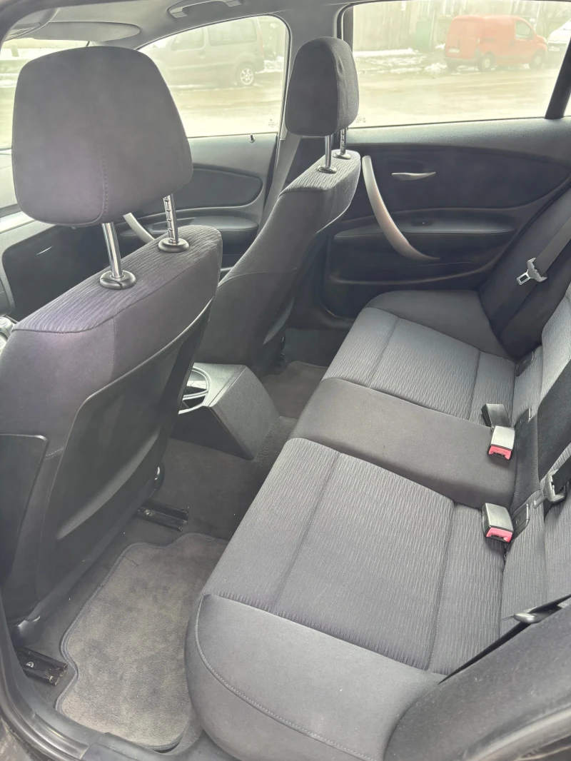 BMW 118 2.0d, снимка 8 - Автомобили и джипове - 53201607