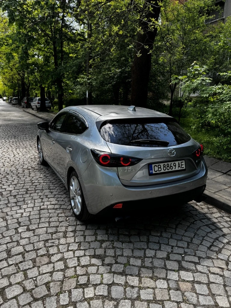 Mazda 3 2.2 SkyActive, снимка 2 - Автомобили и джипове - 53078642