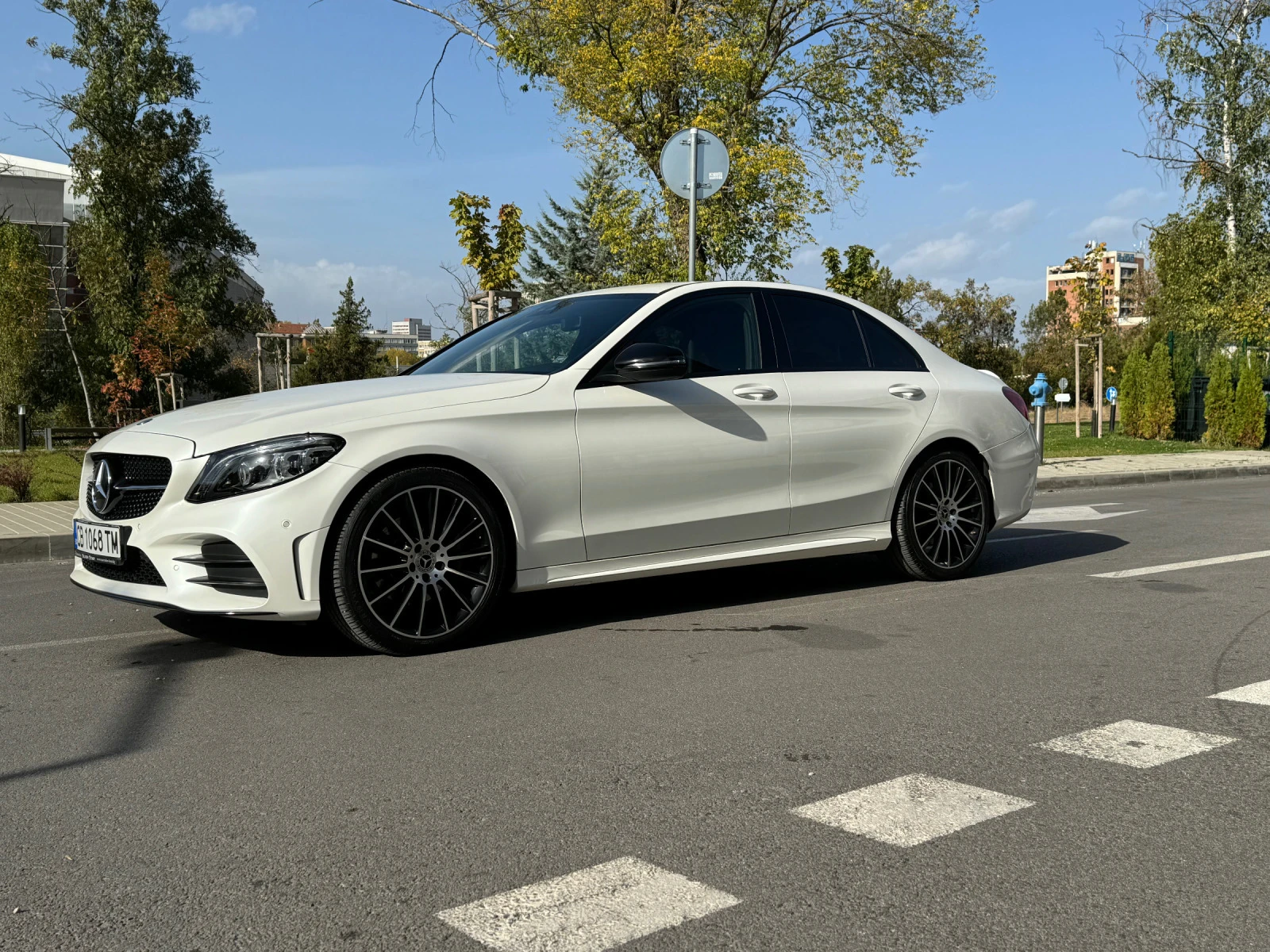 Mercedes-Benz C 180 Multibeam/Designo diamond white - изображение 3