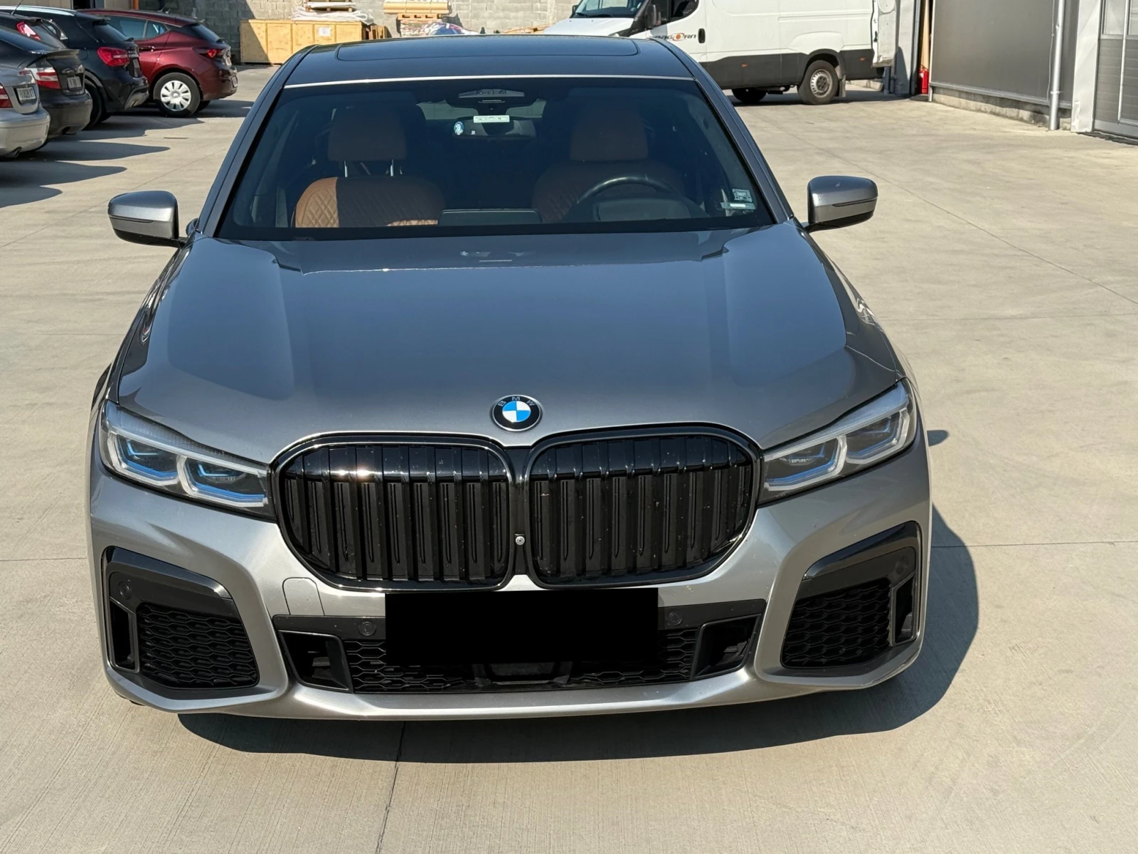BMW 740 M-SportPack X-drive EXCLUSIV - изображение 2