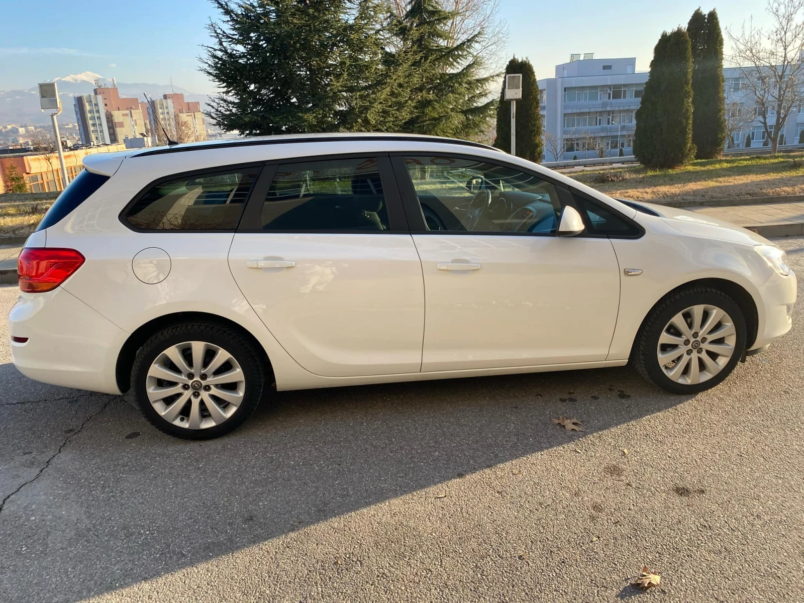 Opel Astra 1.4 GAS - изображение 7