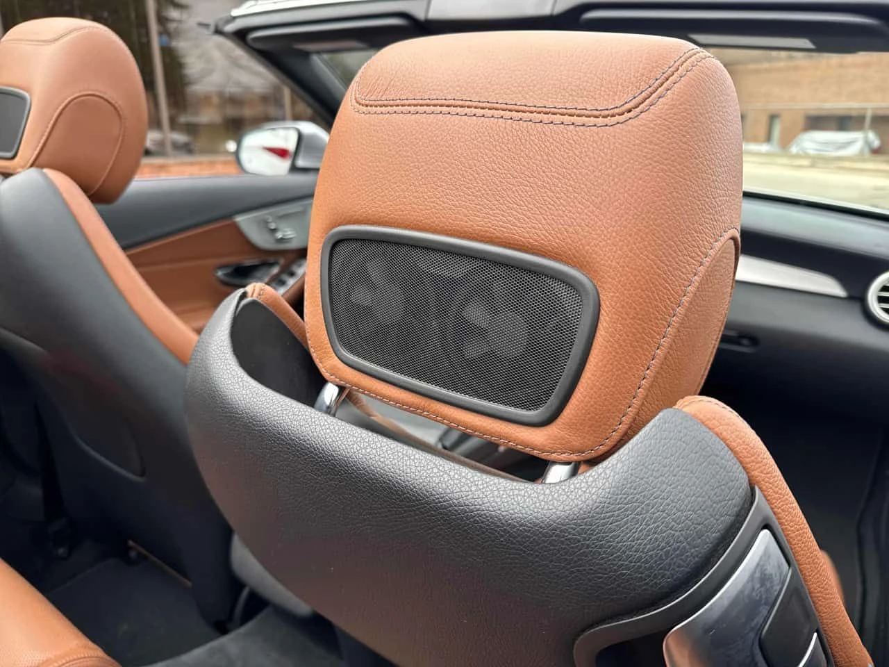 Mercedes-Benz C 300 * Cabriolet * CARFAX * ЦЕНА ДО БГ, снимка 13 - Автомобили и джипове - 53916114