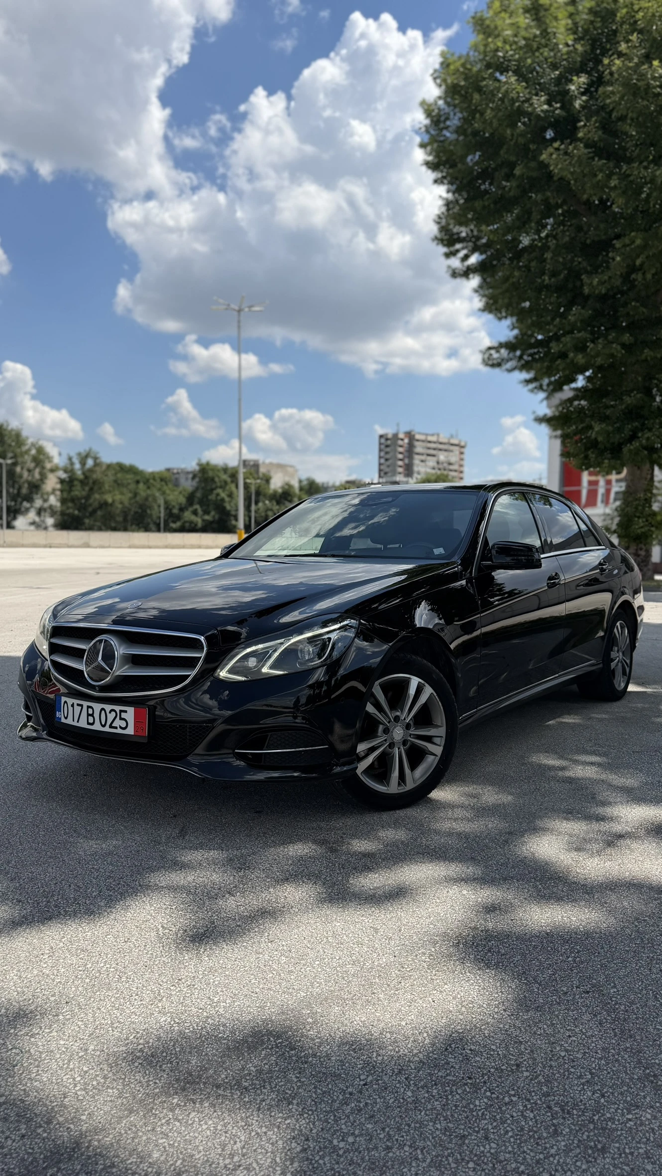 Mercedes-Benz E 300 | Distronic | Keyless Go | ������ 360 LED |  | Mobile.bg � ����������� 1