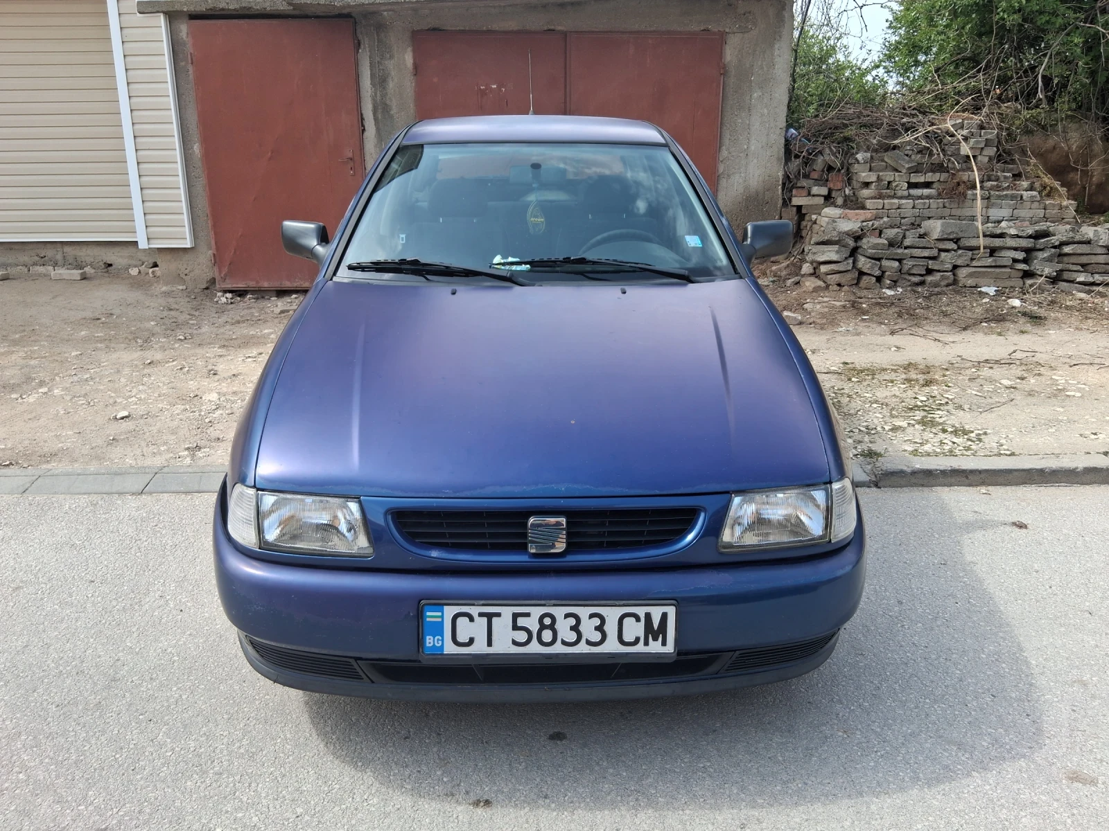 Seat Ibiza 1.4 Бензин, снимка 2 - Автомобили и джипове - 54223860