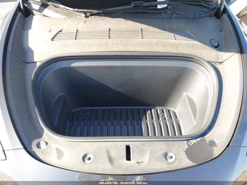 Tesla Model Y * Long Range* Dual Motor* All-Wheel Drive* , снимка 10 - Автомобили и джипове - 54550305
