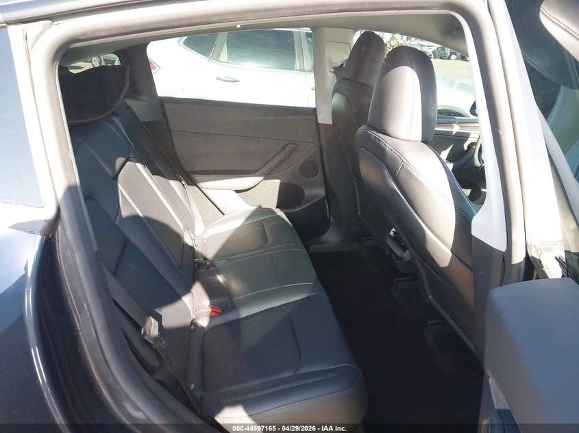 Tesla Model Y * Long Range* Dual Motor* All-Wheel Drive* , снимка 8 - Автомобили и джипове - 54550305