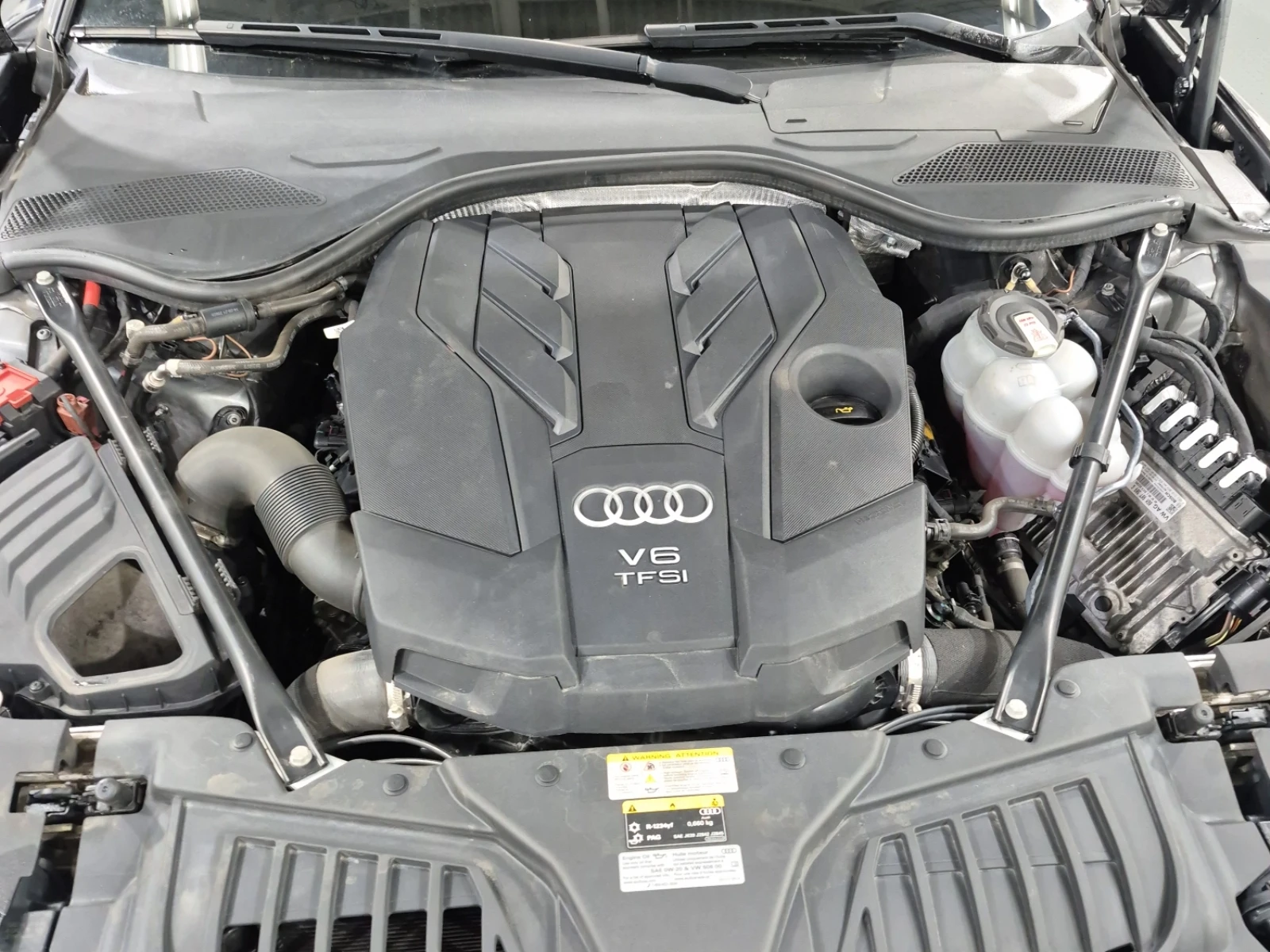Audi A8 L * * CARFAX * * АВТО КРЕДИТ * * Цена до БГ * * , снимка 16 - Автомобили и джипове - 54611563