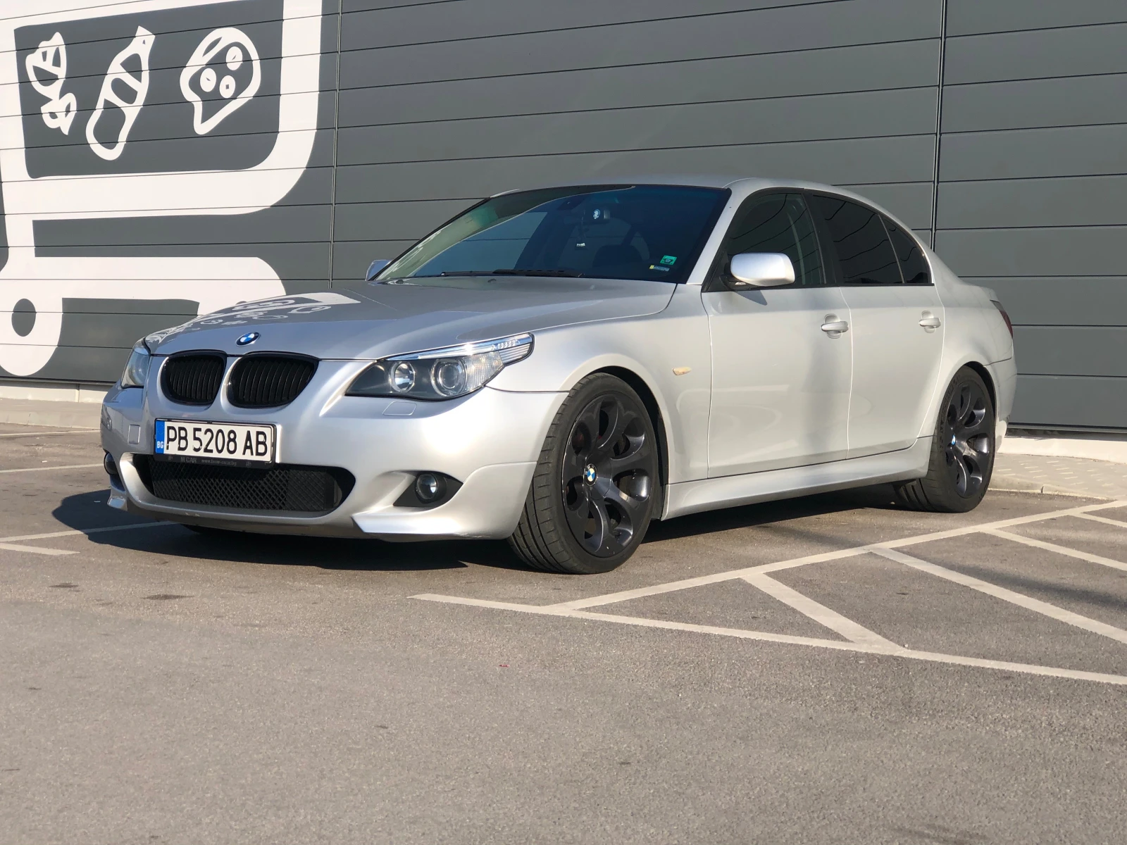BMW 530