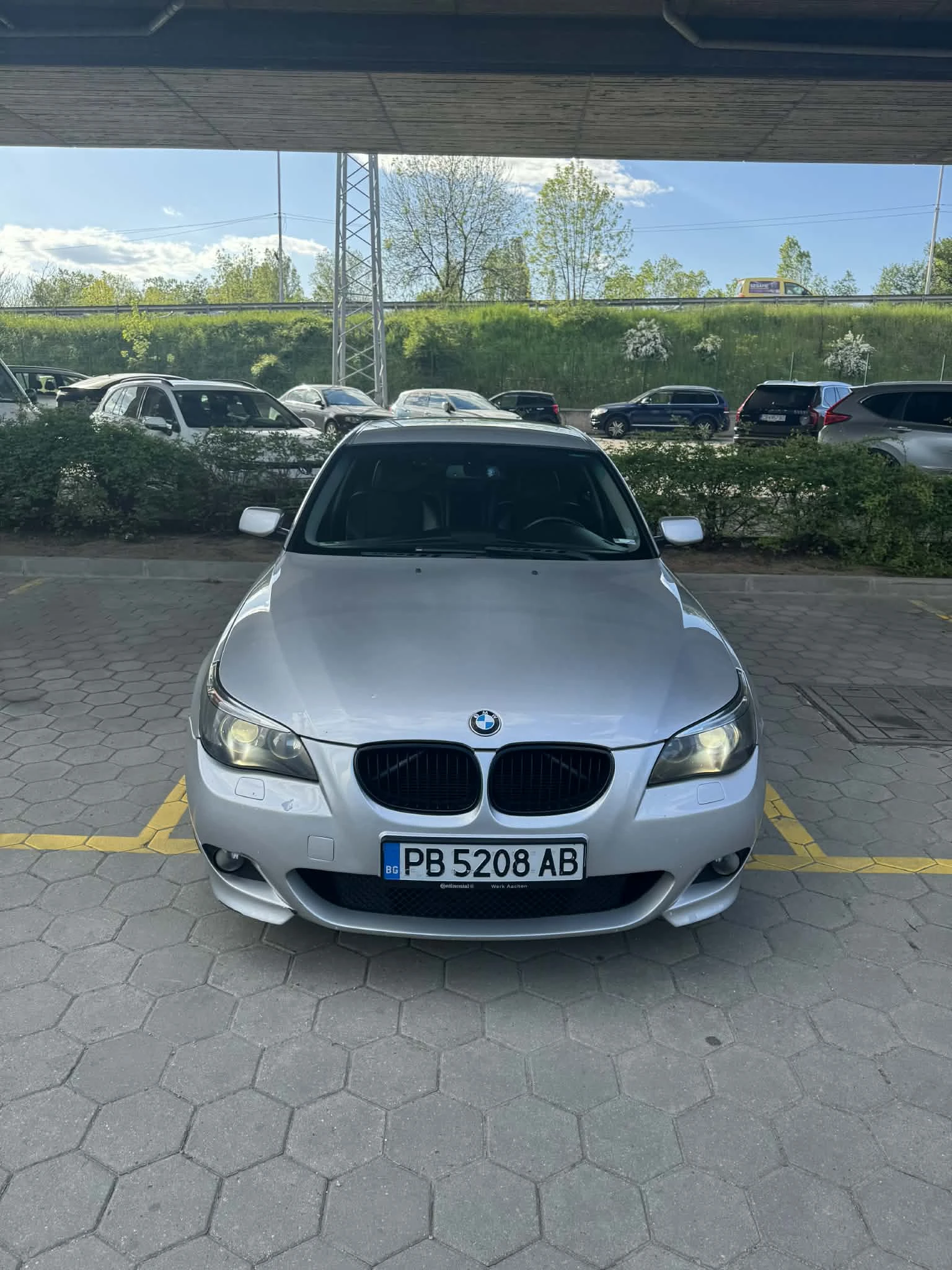 BMW 530