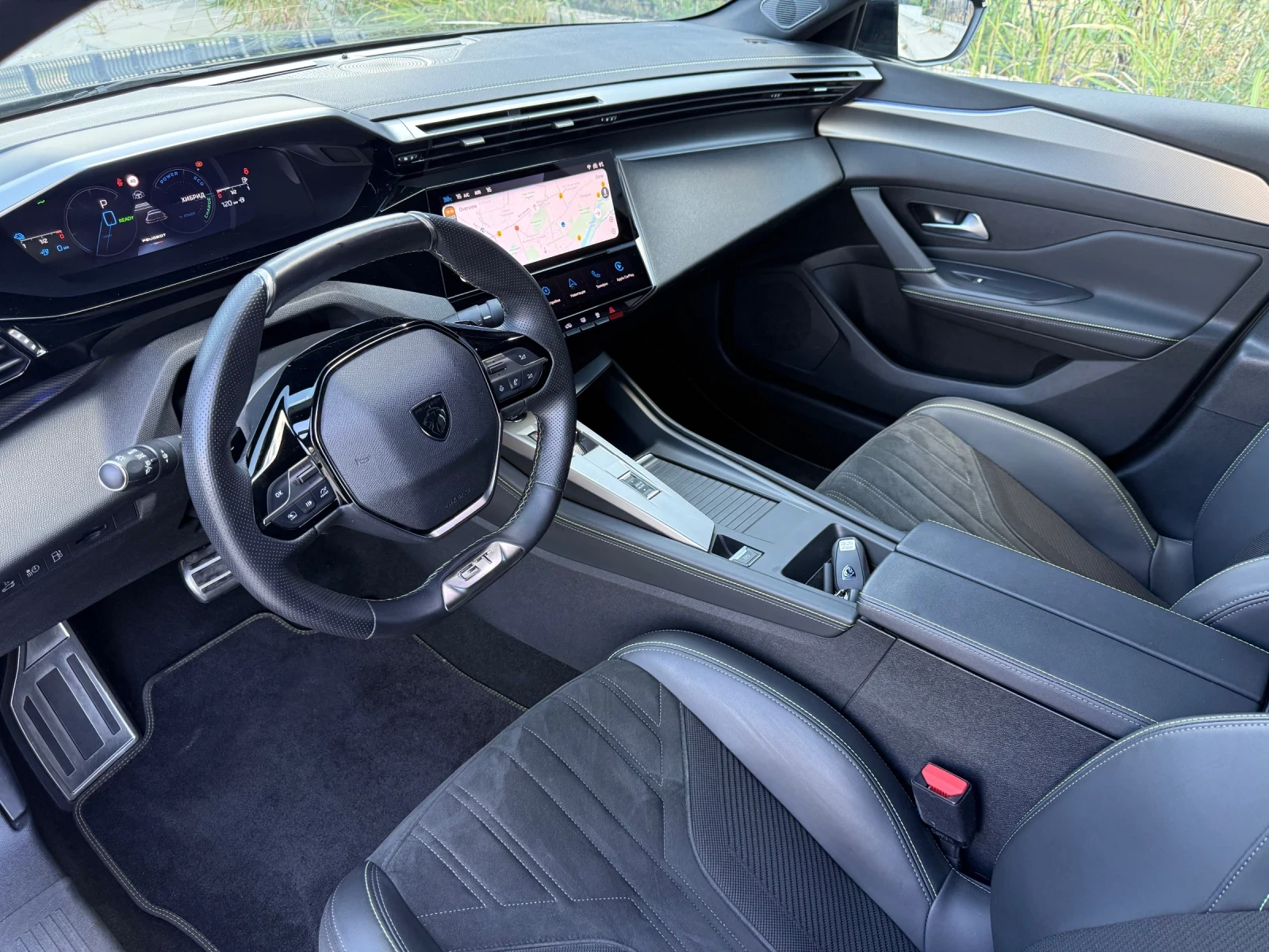 Peugeot 408 GT-LINE/PLUG-IN-HYBRID/DISTRONIC/DIGITAL/LED/ИСТ, снимка 6 - Автомобили и джипове - 55599079