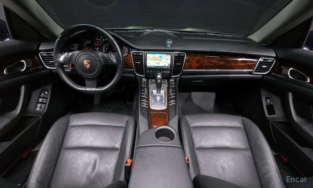 Porsche Panamera * 3.0 Diesel * ЦЕНА ДО БГ, снимка 9 - Автомобили и джипове - 55627639
